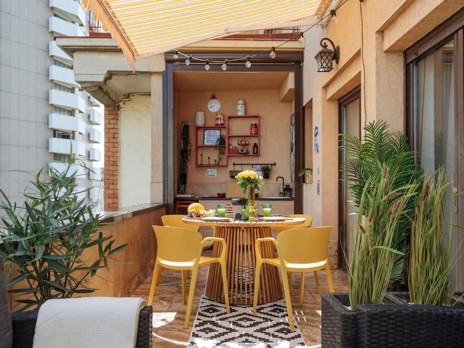 Appartamento Terrasse Des Plongeurs Bucarest Esterno foto