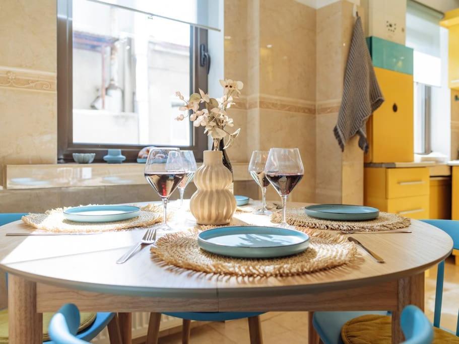 Appartamento Terrasse Des Plongeurs Bucarest Esterno foto